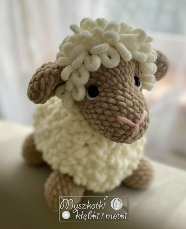 A sheep as fluffy as a cloud 7 - A sheep as fluffy as a cloud