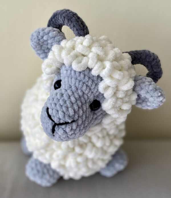 Sheep/lamb pattern 8 - sheep pattern