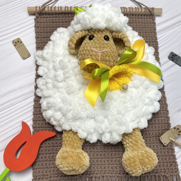 Macaw with a sheep (sensory) 1 - macaw with sheep,children's room,decoration for children's room,crochet sheep,macaw for wall,mickey,sensory