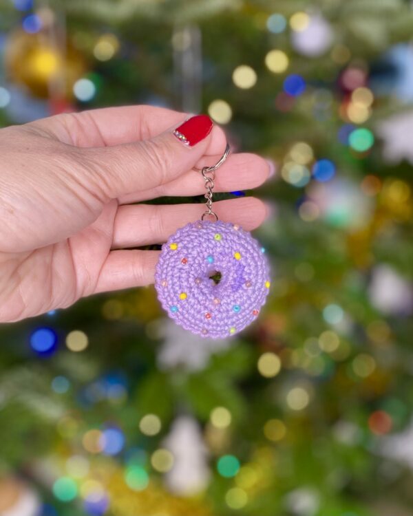 Fob donut - different colors 3 - pendant donut,pendant,donut,crochet donut,key tag,gift idea,for girlfriend,for boyfriend,handmade,crochet donut,mouseketeers