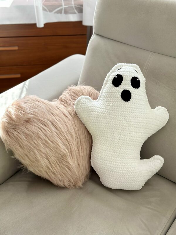Ghost pillow pattern 2 - pillow pattern - ghost,ghost pillow,ghost,halloween,halloween gift,gift idea,baby room,gift for him,holiday decoration,crochet pattern,amigurumi,crochet pillow